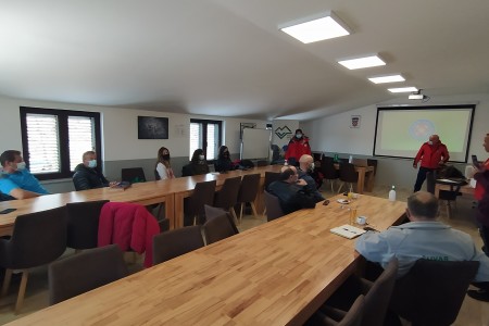 Informacije o provedbi projekta „Podzemni grad u srcu Velebita: razvoj cjelogodišnjeg održivog i sigurnog aktivnog turizma u NP Paklenica i širem velebitskom području", KK.06.1.2.01.0013. - 12. kvartal
